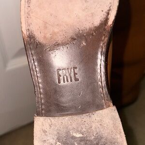 FRYE Riding Boots / Caramel / Womens 7.5